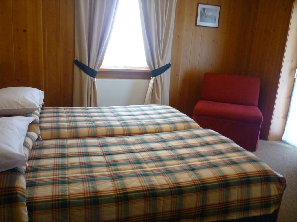 Hotel I Rododendri Вальфурва Экстерьер фото